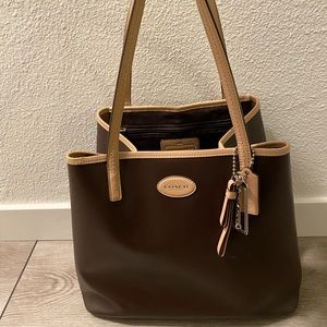 Coach tote